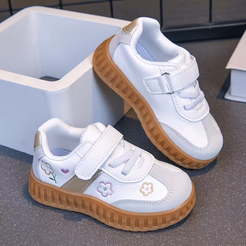 Tennis Deportivos para Niña con Bordado Floral
